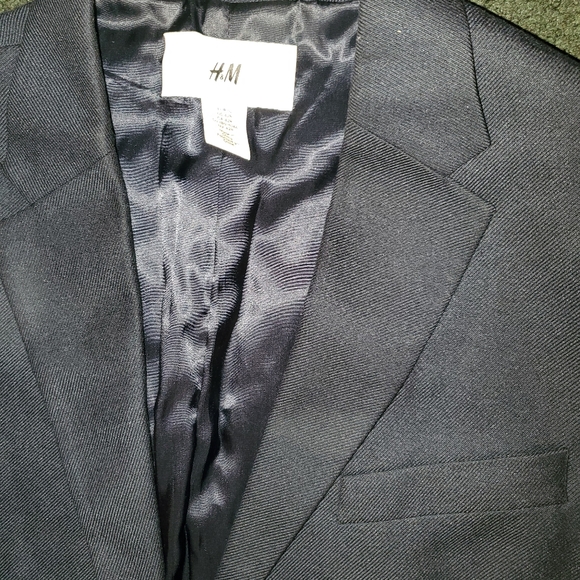 Blazer - Picture 2 of 3